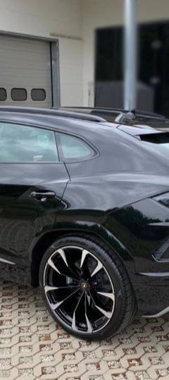 Lamborghini Urus — 3