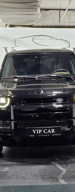 Land-Rover Defender 110 X-Dynamic HSE — 3