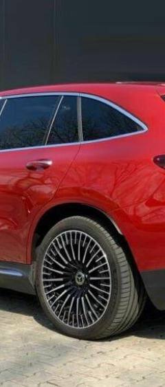 Mercedes-Benz EQC 400 4matic — 3