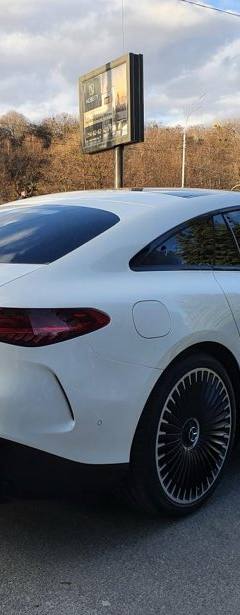 Mercedes-Benz EQS 53 AMG 4MATIC+ — 4
