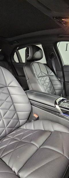BMW 7-Series 740d xDrive — 6
