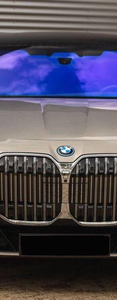 BMW i7 xDrive M60 — 2