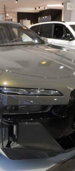 BMW i7 xDrive60 — 4