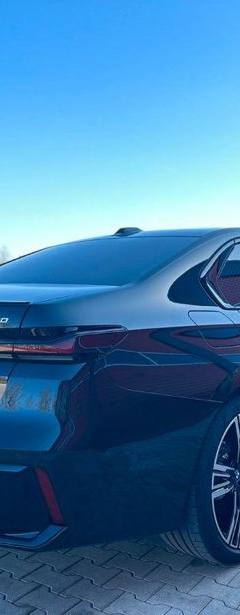 BMW i7 xDrive60 — 5