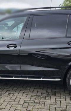 BMW X7 M60i — 2