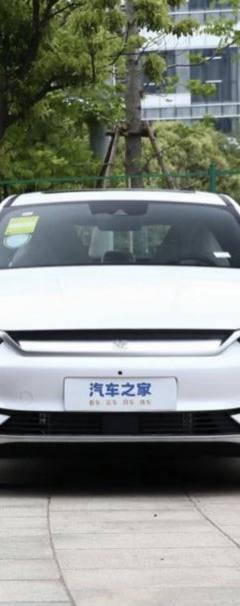 BYD Qin Plus EV Luxury — 2