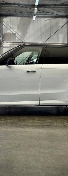 Land-Rover Range-Rover Sport — 5