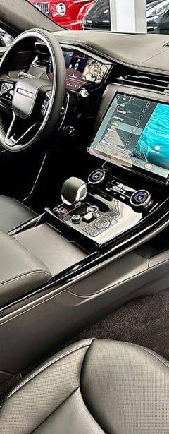 Land-Rover Range-Rover Sport — 6