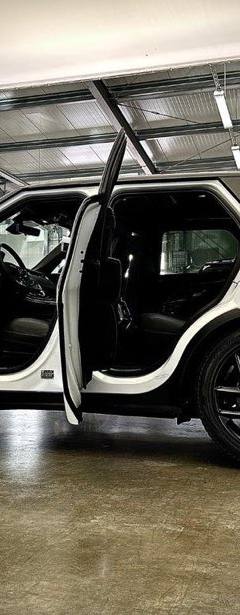 Land-Rover Range-Rover Sport — 7