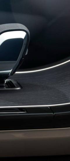 Land-Rover Range-Rover Velar — 5