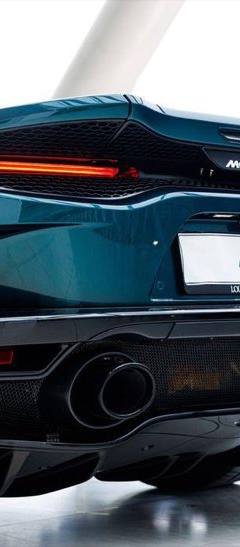McLaren GT — 3
