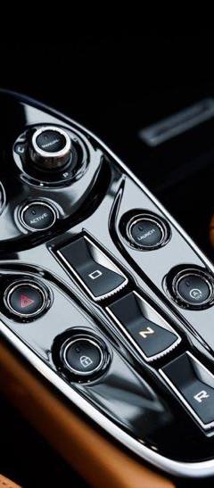 McLaren GT — 6