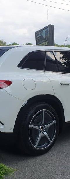 Mercedes-Benz EQS 450 SUV 4MATIC — 4
