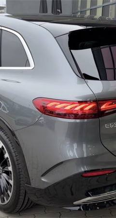 Mercedes-Benz EQS 580 SUV 4MATIC — 6
