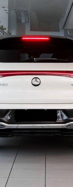 Mercedes-Benz EQS 580 SUV 4MATIC — 4
