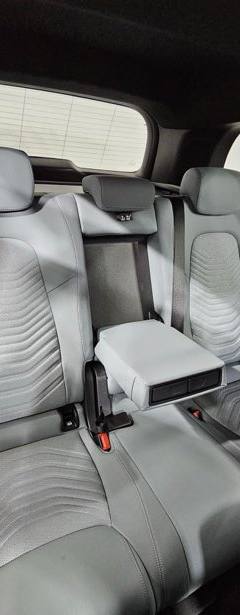 Mercedes-Benz GLB 220d 4Matic — 6