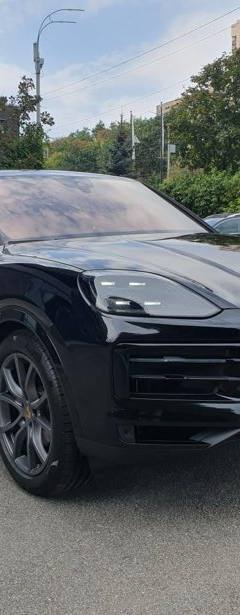 Porsche Cayenne Coupe — 3