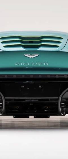Aston-Martin Valour — 6