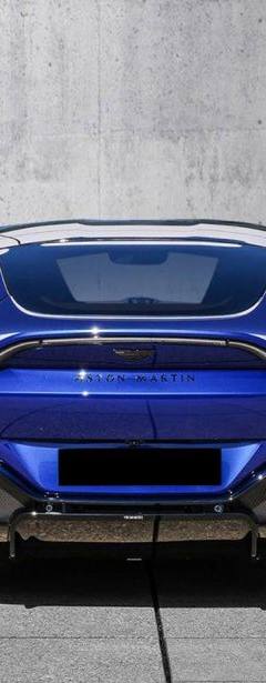 Aston-Martin Vantage — 4