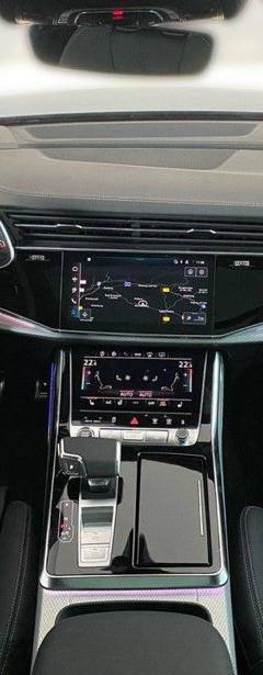 Audi Q8 50 TDI — 7