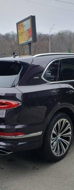 Bentley Bentayga First Edition — 4