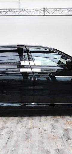 BMW i7 M70 xDrive — 2