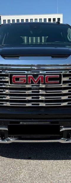 GMC Sierra Denali — 4
