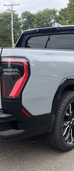 GMC Sierra EV Denali Edition 1 — 3