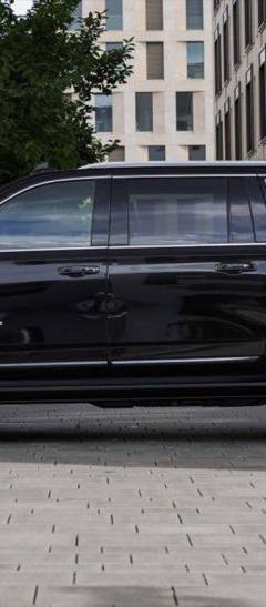 GMC YUKON Denali — 5