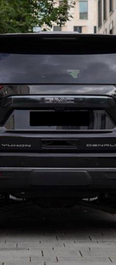 GMC YUKON Denali — 6
