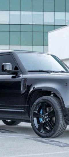 Land Rover Defender James Bond Edition — 4