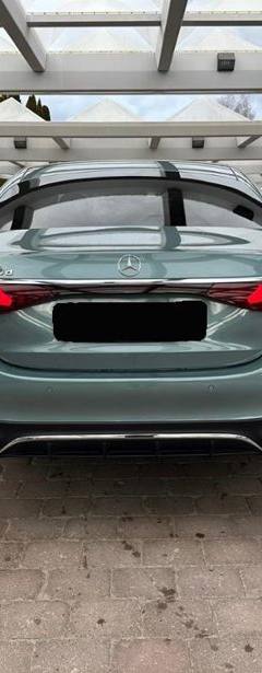 Mercedes-Benz E 220D 4MATIC — 5