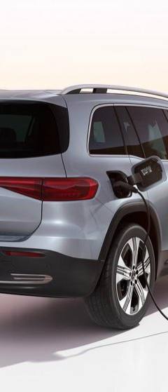 Mercedes-Benz EQB — 2