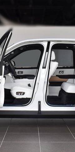 Rolls-Royce Cullinan — 4