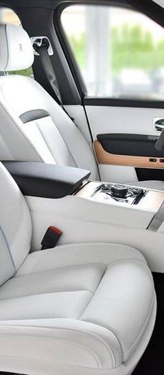Rolls-Royce Cullinan — 7