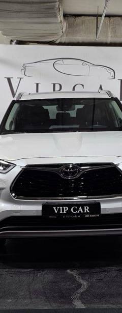 Toyota Highlander AWD — 3