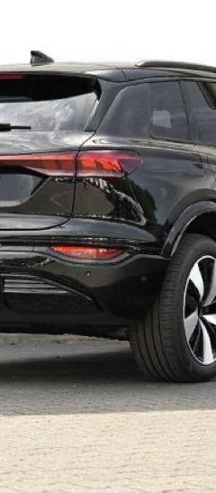 Audi Q6 e-tron 55 quattro — 5