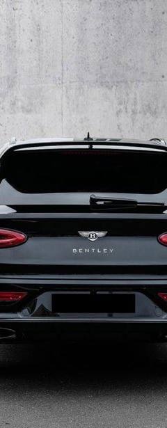 Bentley Bentayga EWB Mulliner — 4