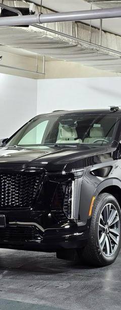 Cadillac Escalade — 4