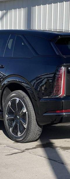 Cadillac Escalade IQ Premium Sport 2 AWD — 5