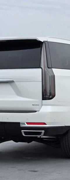 Cadillac Escalade Premium Luxury — 4