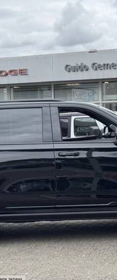 Cadillac Escalade Sport Platinum — 4