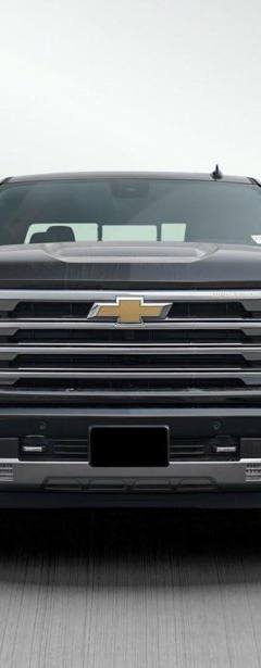 Chevrolet Silverado 1500 High Country — 2