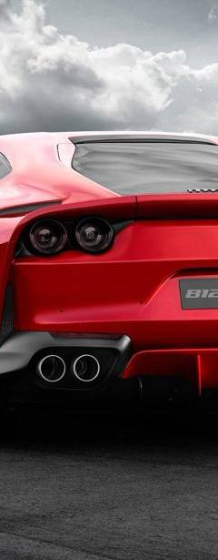 Ferrari 812 Superfast — 5