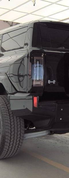 GMC Hummer EV SUV — 6