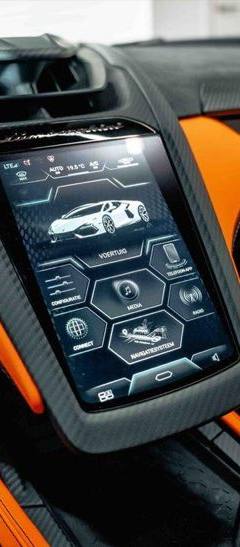 Lamborghini Revuelto — 7