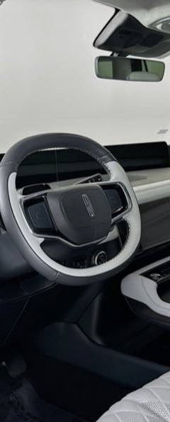 Lincoln Navigator L Black Label 4WD — 4