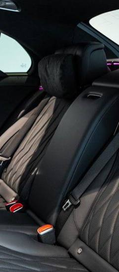 Mercedes-Benz S 63 AMG E Performance — 7