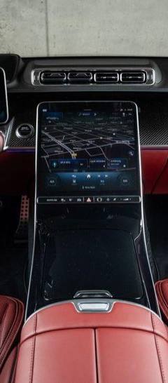 Mercedes-Benz S 63 AMG E Performance — 6
