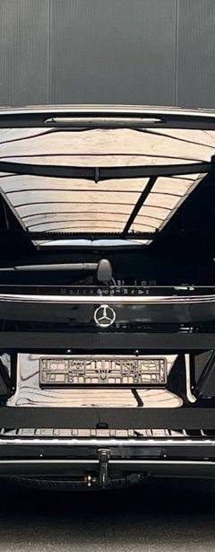 Mercedes-Benz V 300D AMG Long 4matic — 7